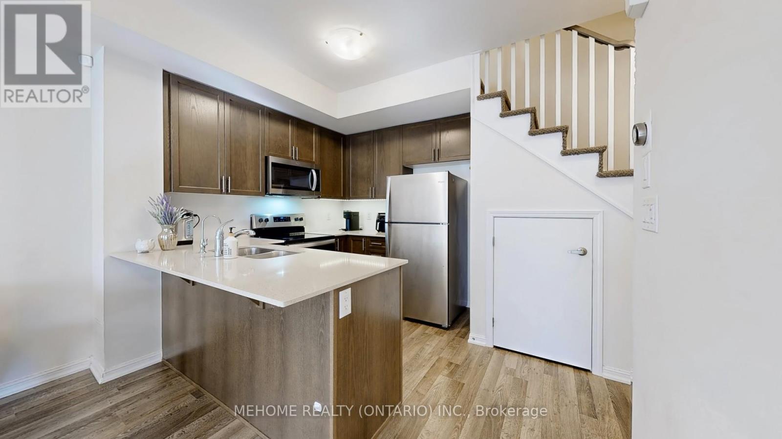 203 - 1460 Whites Road, Pickering, Ontario  L1V 0E8 - Photo 11 - E12103313