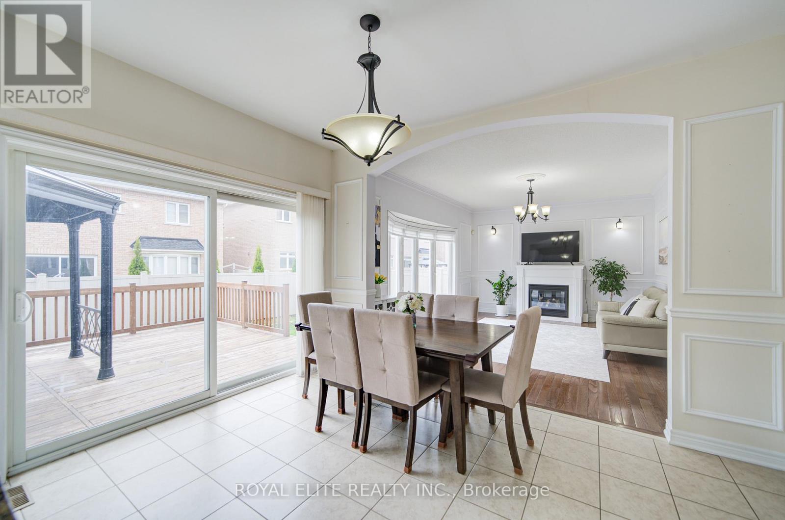 11 Amstel Avenue, Richmond Hill, Ontario  L4E 0P7 - Photo 15 - N12103356