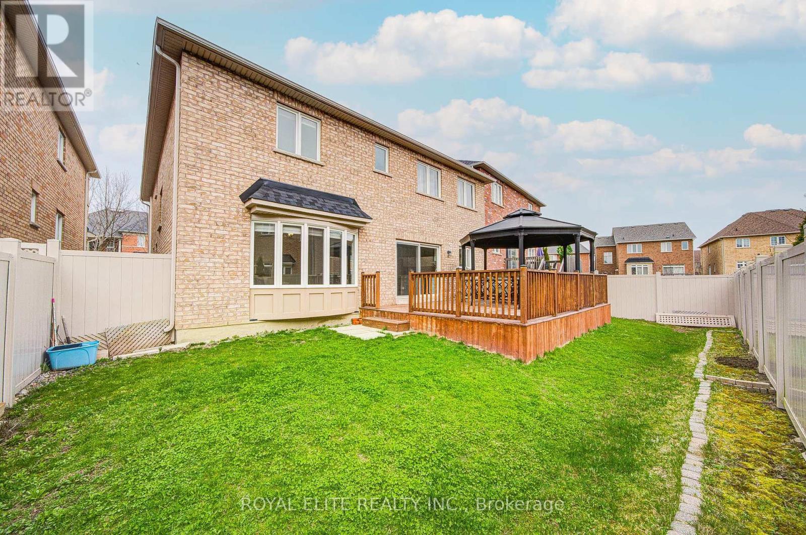 11 Amstel Avenue, Richmond Hill, Ontario  L4E 0P7 - Photo 50 - N12103356