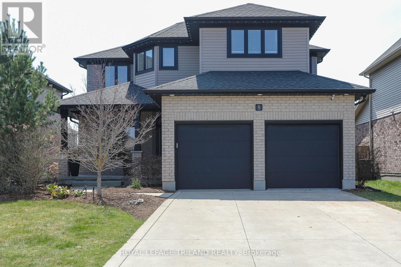 8 Oakmont Street