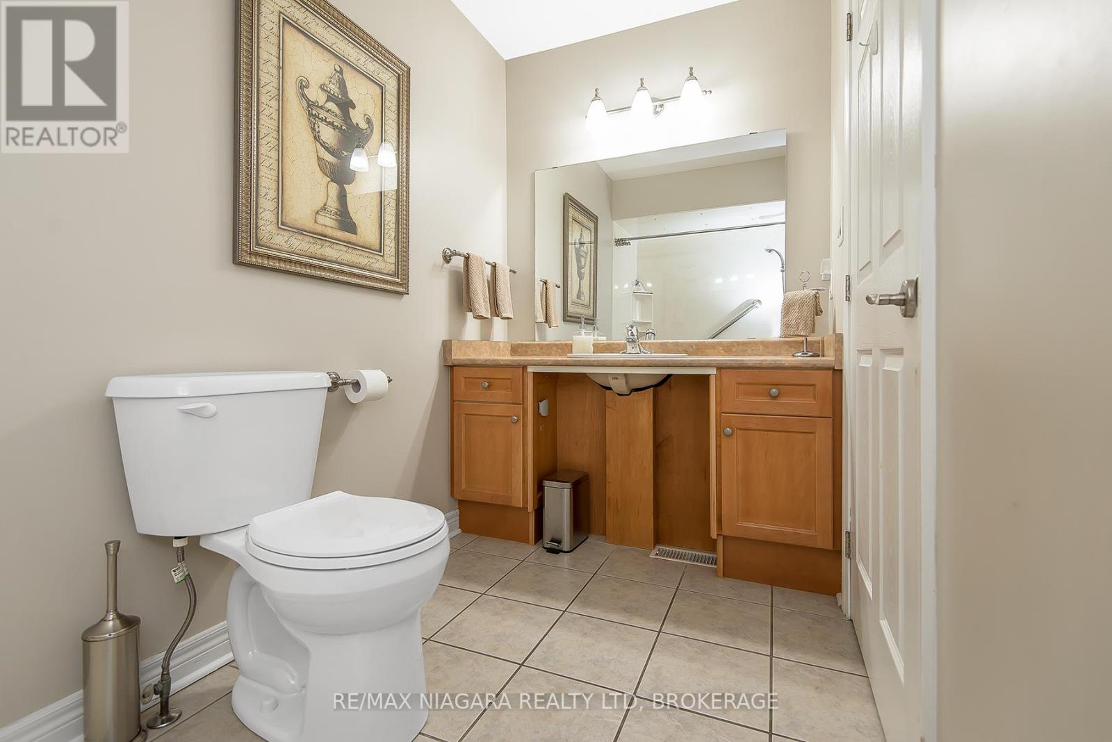 67 Bridgewater Court, Welland, Ontario  L3C 7M6 - Photo 28 - X12103375