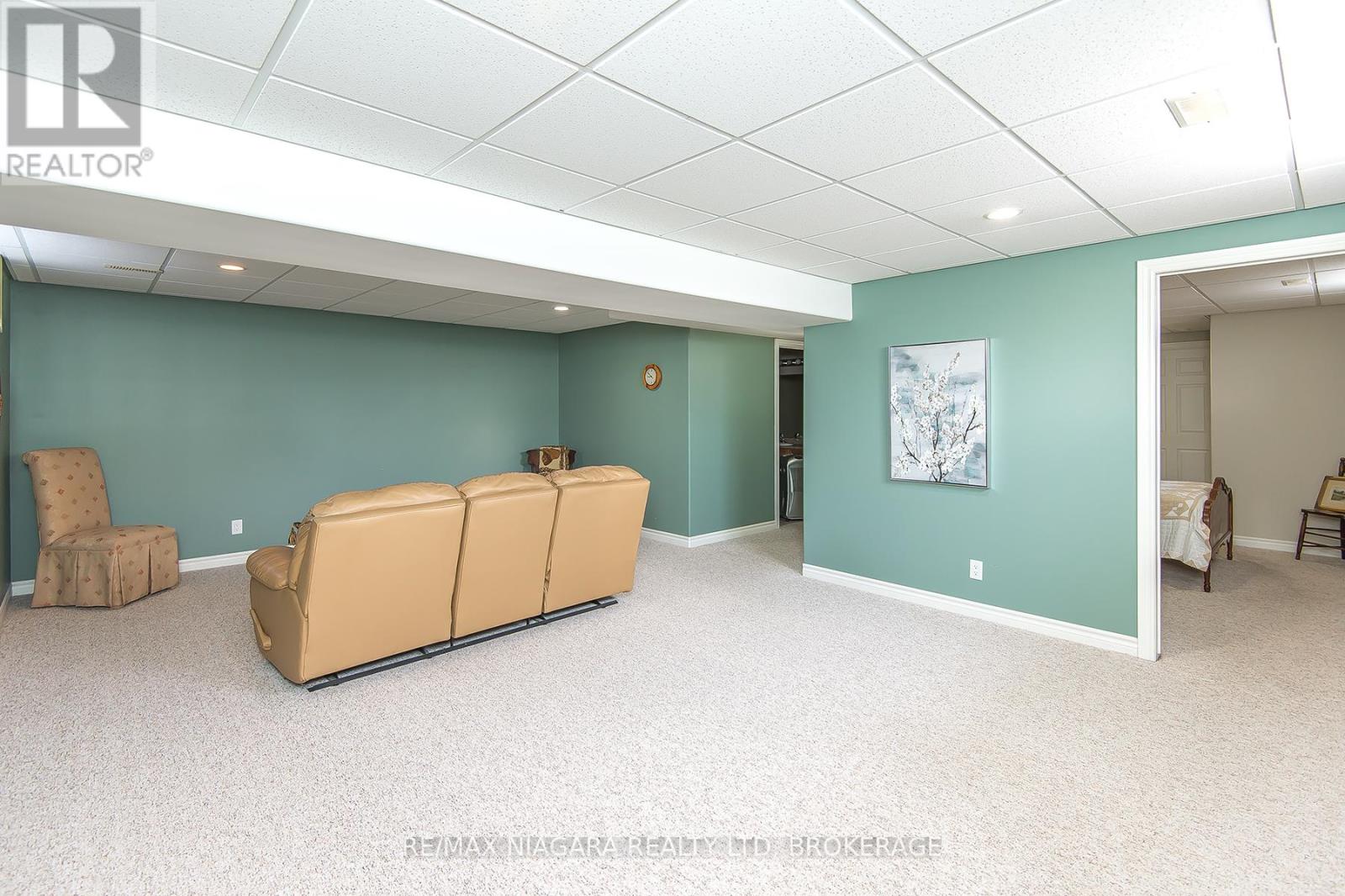 67 Bridgewater Court, Welland, Ontario  L3C 7M6 - Photo 32 - X12103375