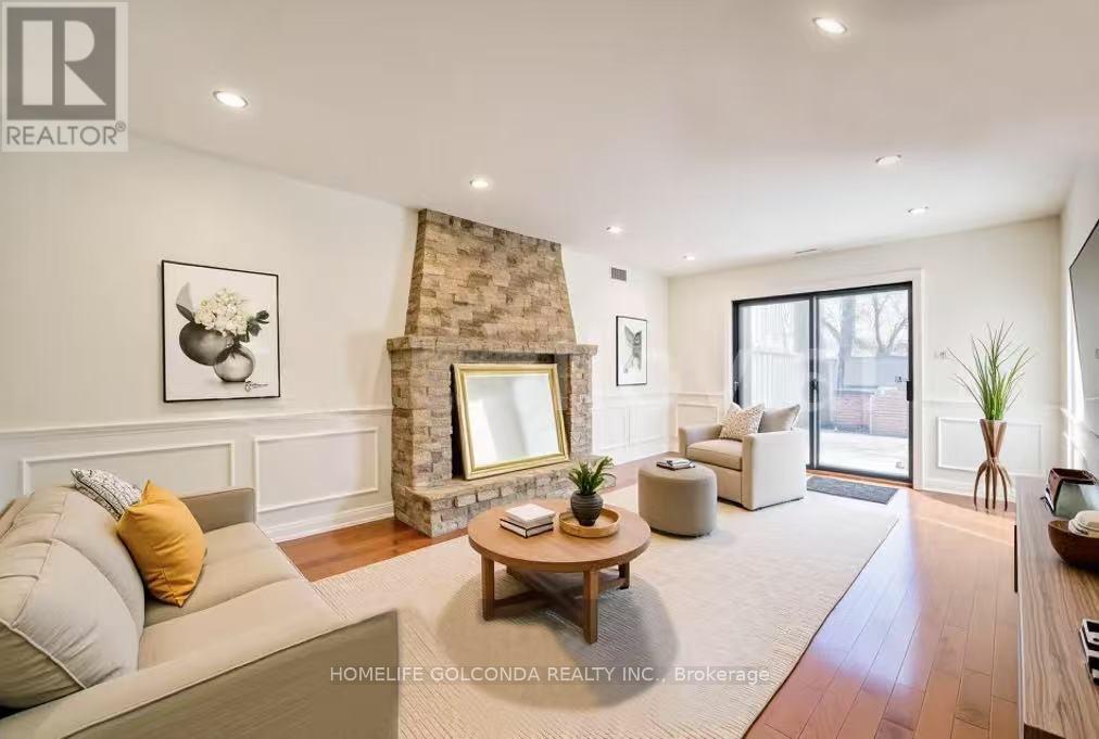 Property at 47 SOMERSET CRESCENT image 3