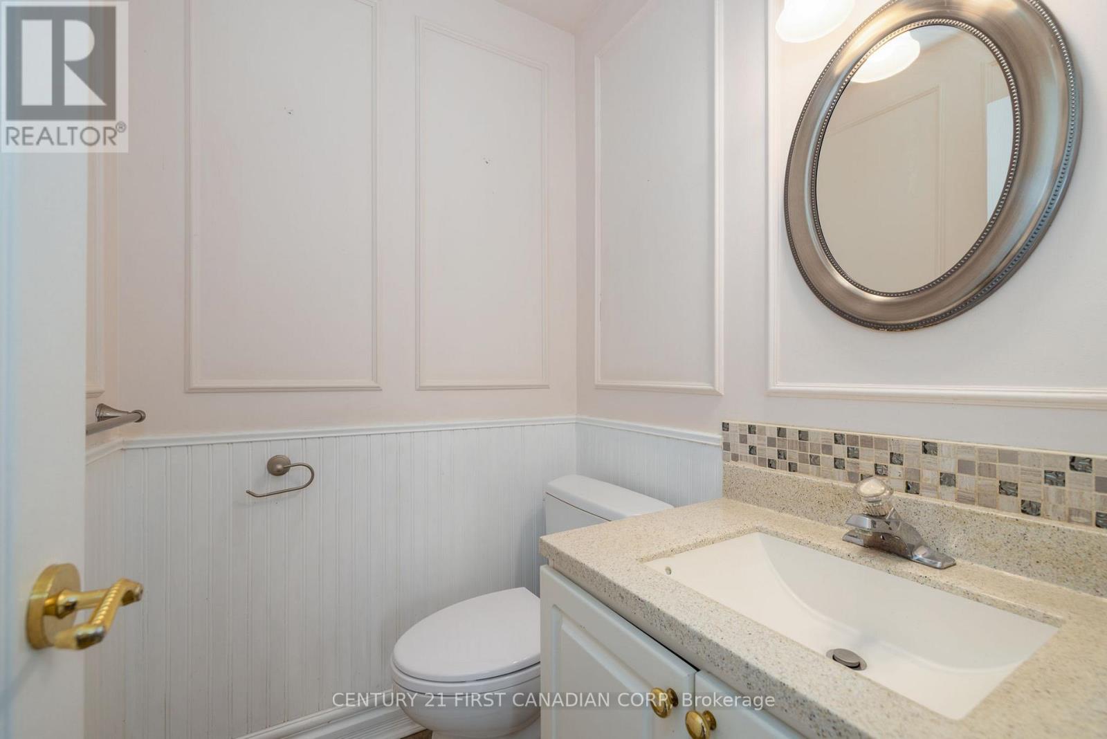Photo 21 of 49 for 12626 Ilderton Road