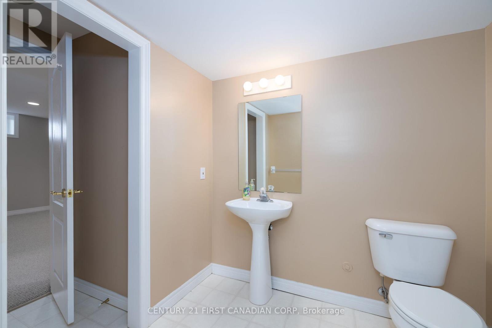 Photo 37 of 49 for 12626 Ilderton Road