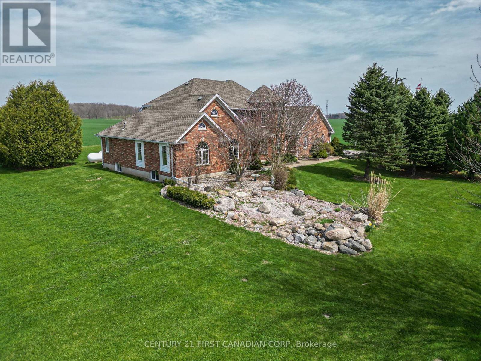 Photo 5 of 49 for 12626 Ilderton Road