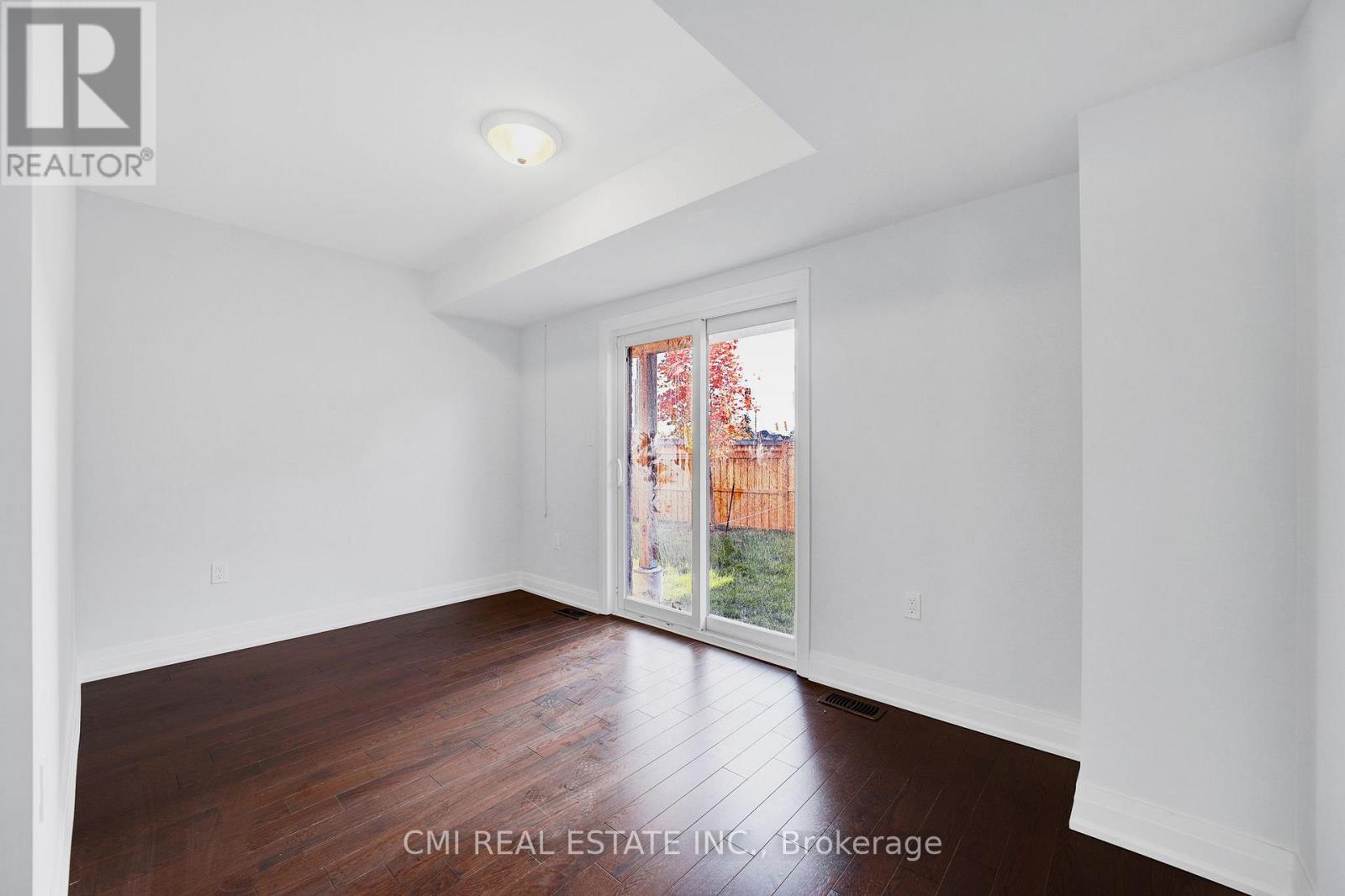 Property at 2122 ROYAL GALA CIRCLE image 4