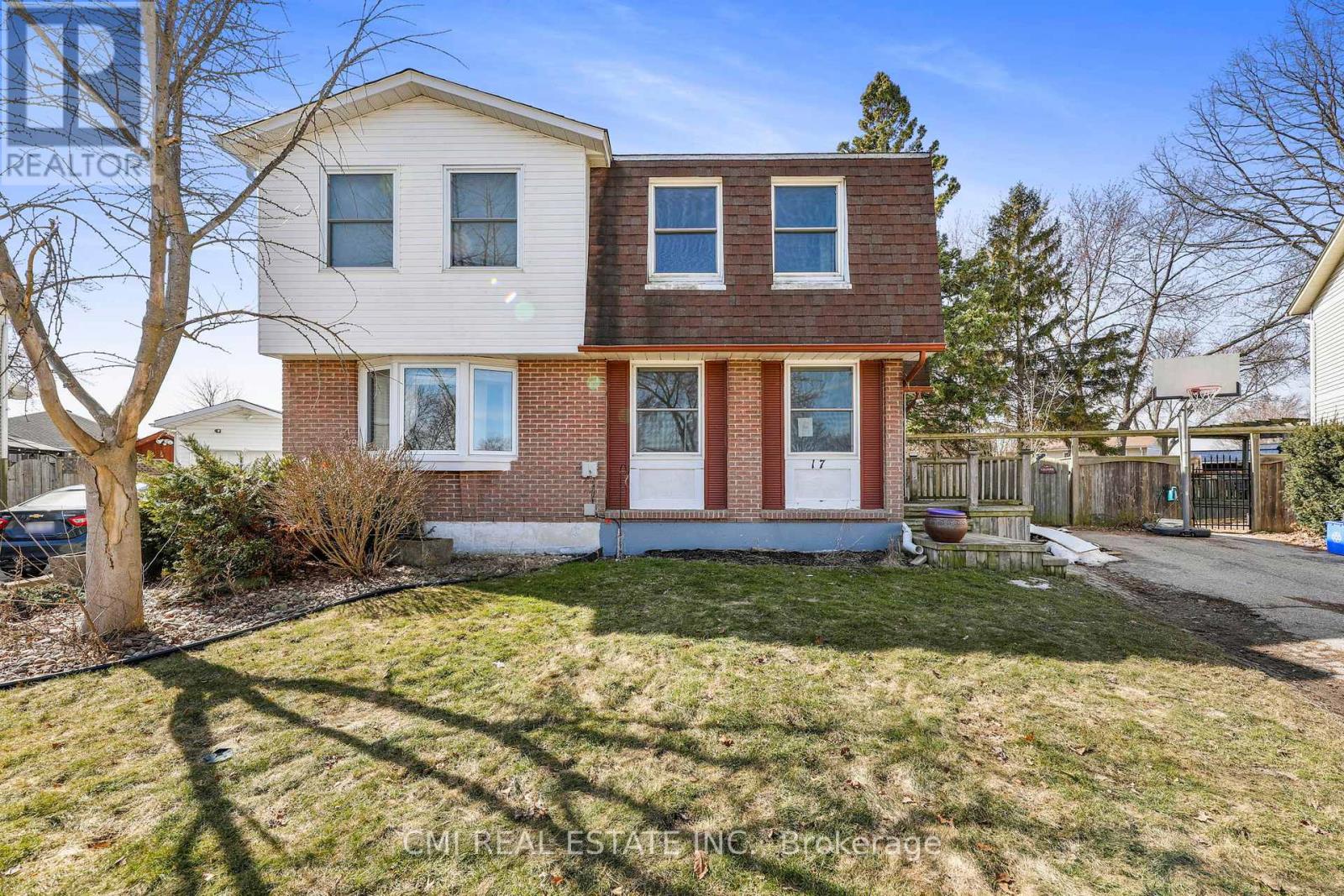 Property at 17 MAPLESTONE AVENUE image 1