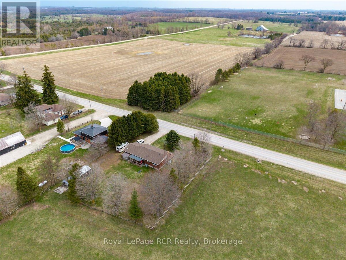 392158 Grey 109 Road, Southgate, Ontario  N0G 2A0 - Photo 36 - X12097544