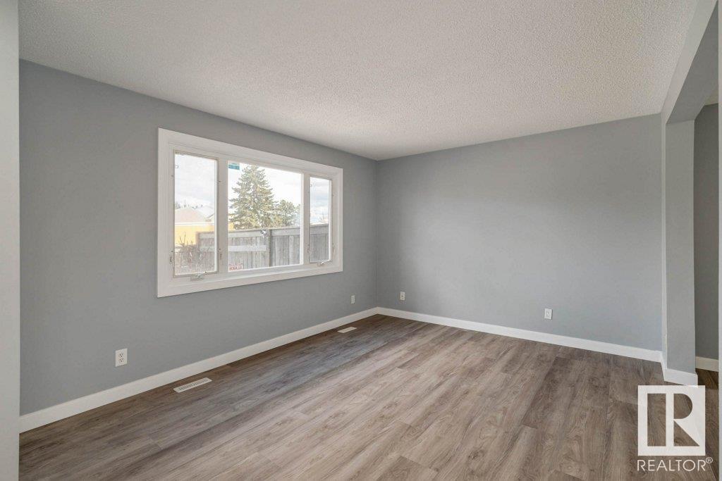 Property at 260 CALLINGWOOD TWO TW NW image 3