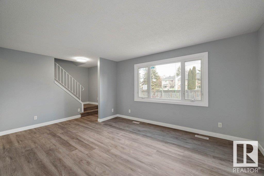 Property at 260 CALLINGWOOD TWO TW NW image 5