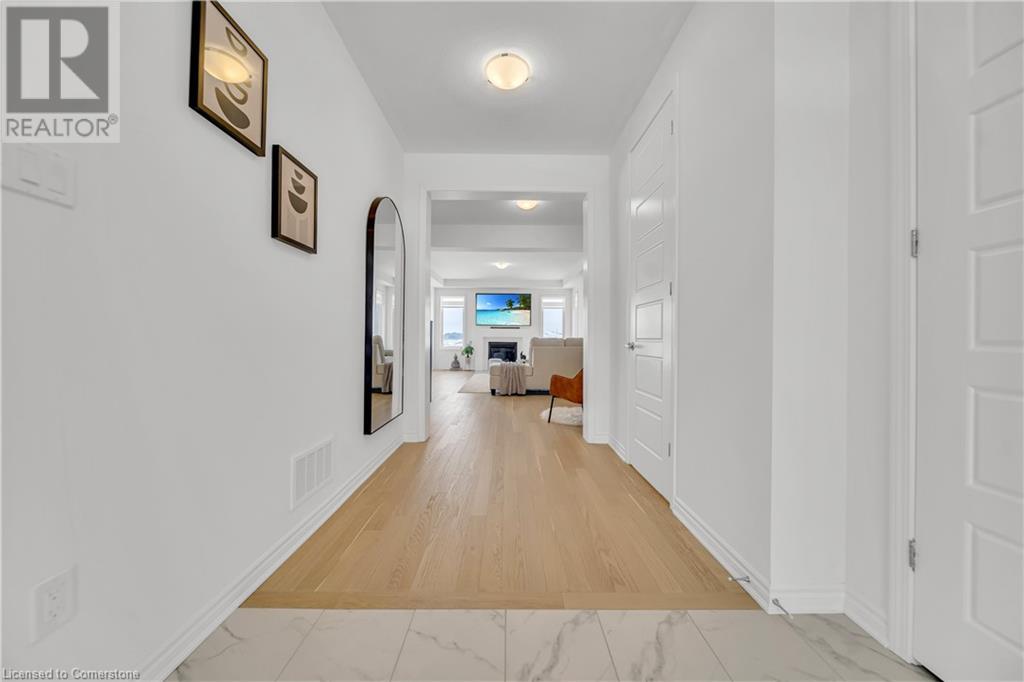 Property at 23 SITLER Street image 4