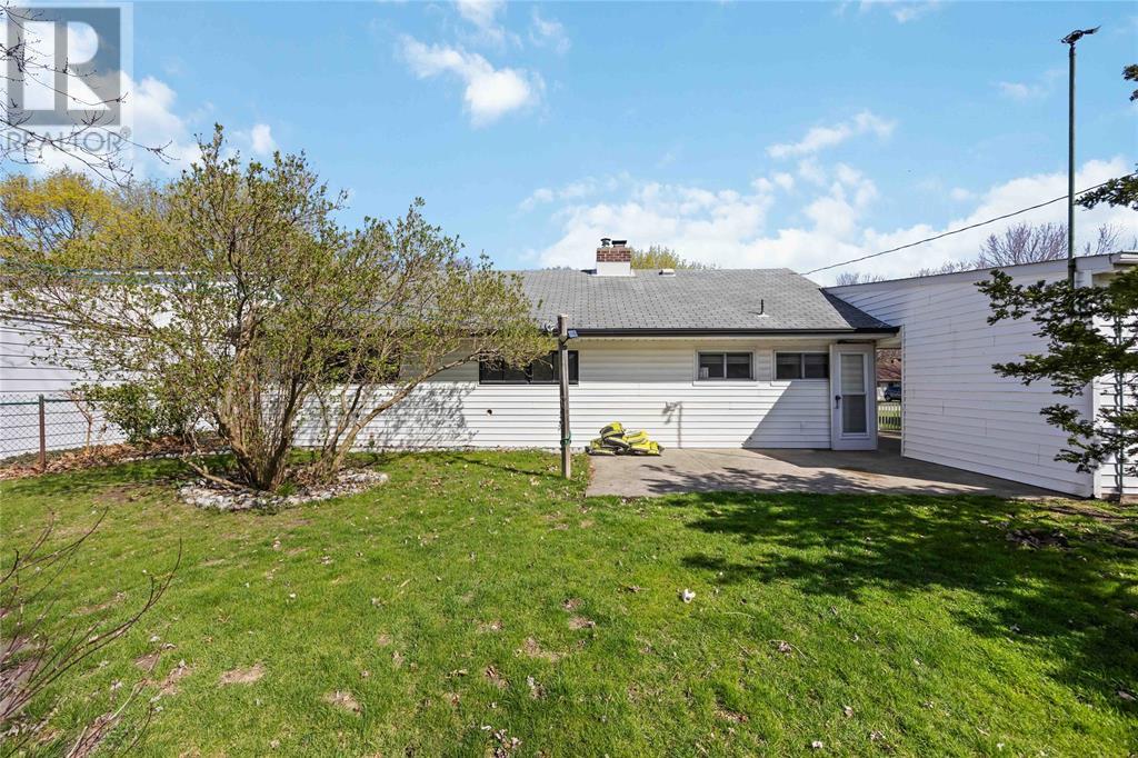 861 Retlaw Drive, Sarnia, Ontario  N7V 2W9 - Photo 24 - 25010139