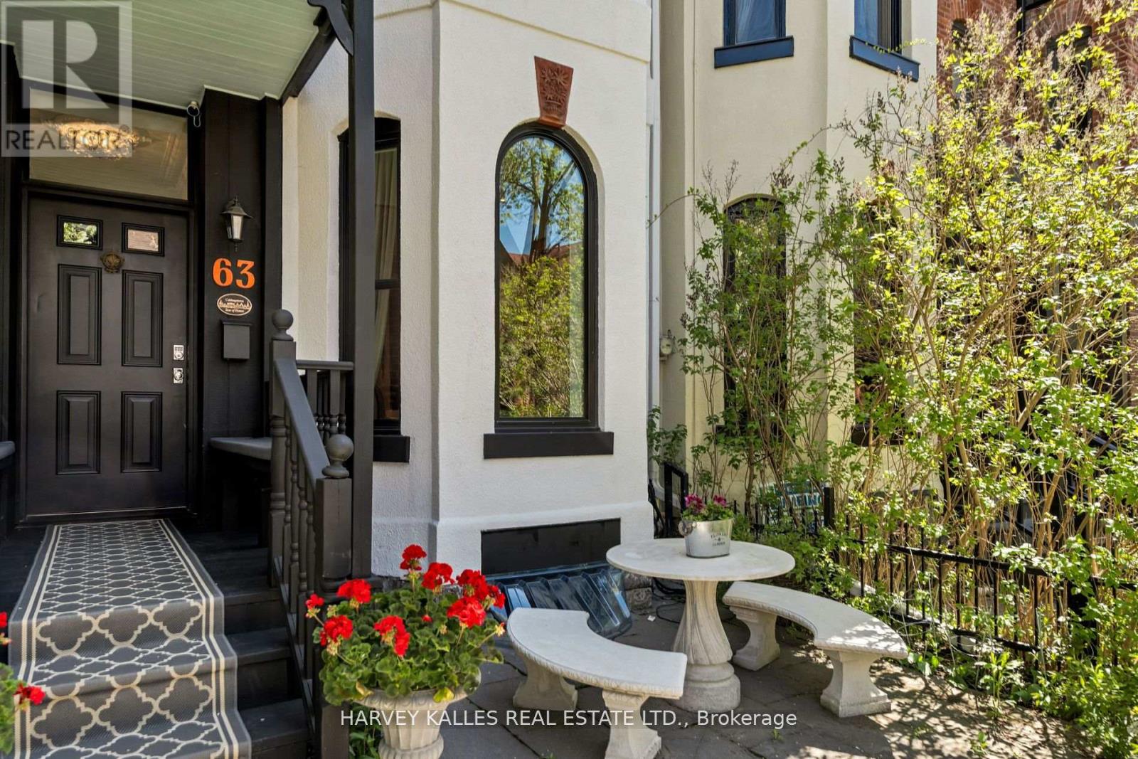 Property at 63 METCALFE STREET image 2