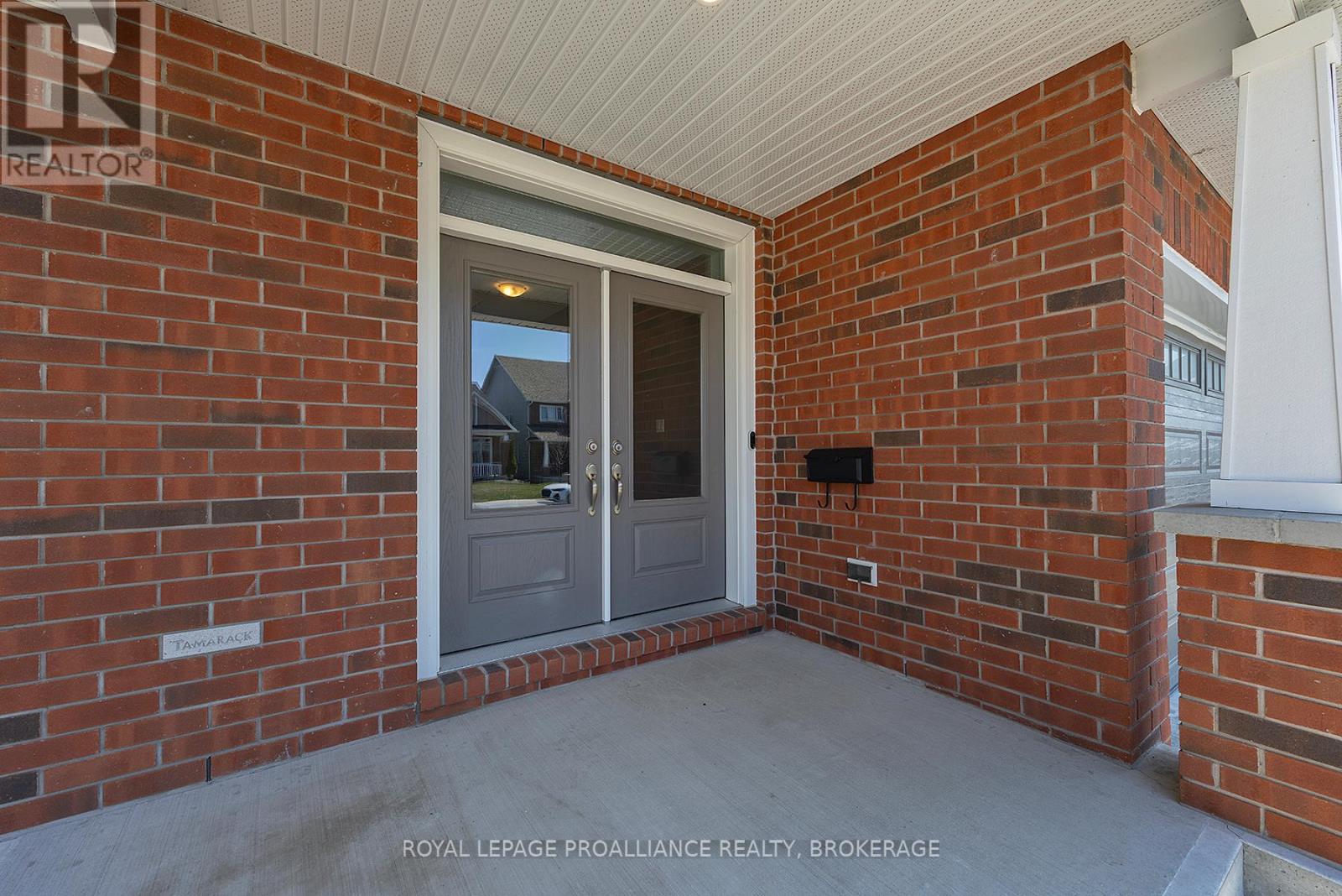 Property at 1204 ASHFORD PLACE image 3