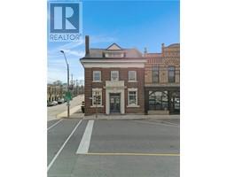 10 NORTHUMBERLAND Street, ayr, Ontario