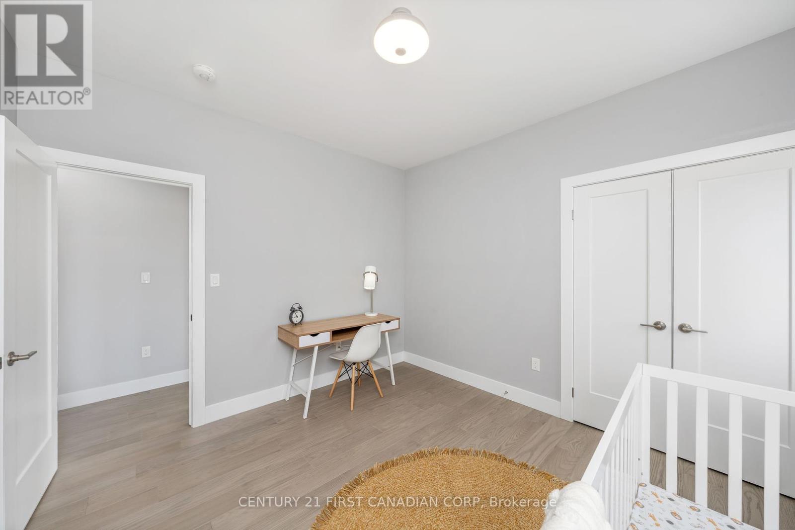 261 Stathis Boulevard, Sarnia, Ontario  N5S 0A8 - Photo 20 - X12102695