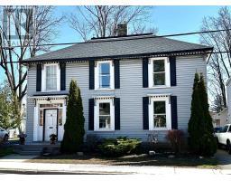 13 DRUMMOND STREET W, Perth, Ontario