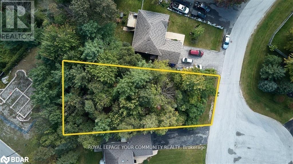 11 Deerrun Place, Wasaga Beach, Ontario  L9Z 1H8 - Photo 3 - S12103465