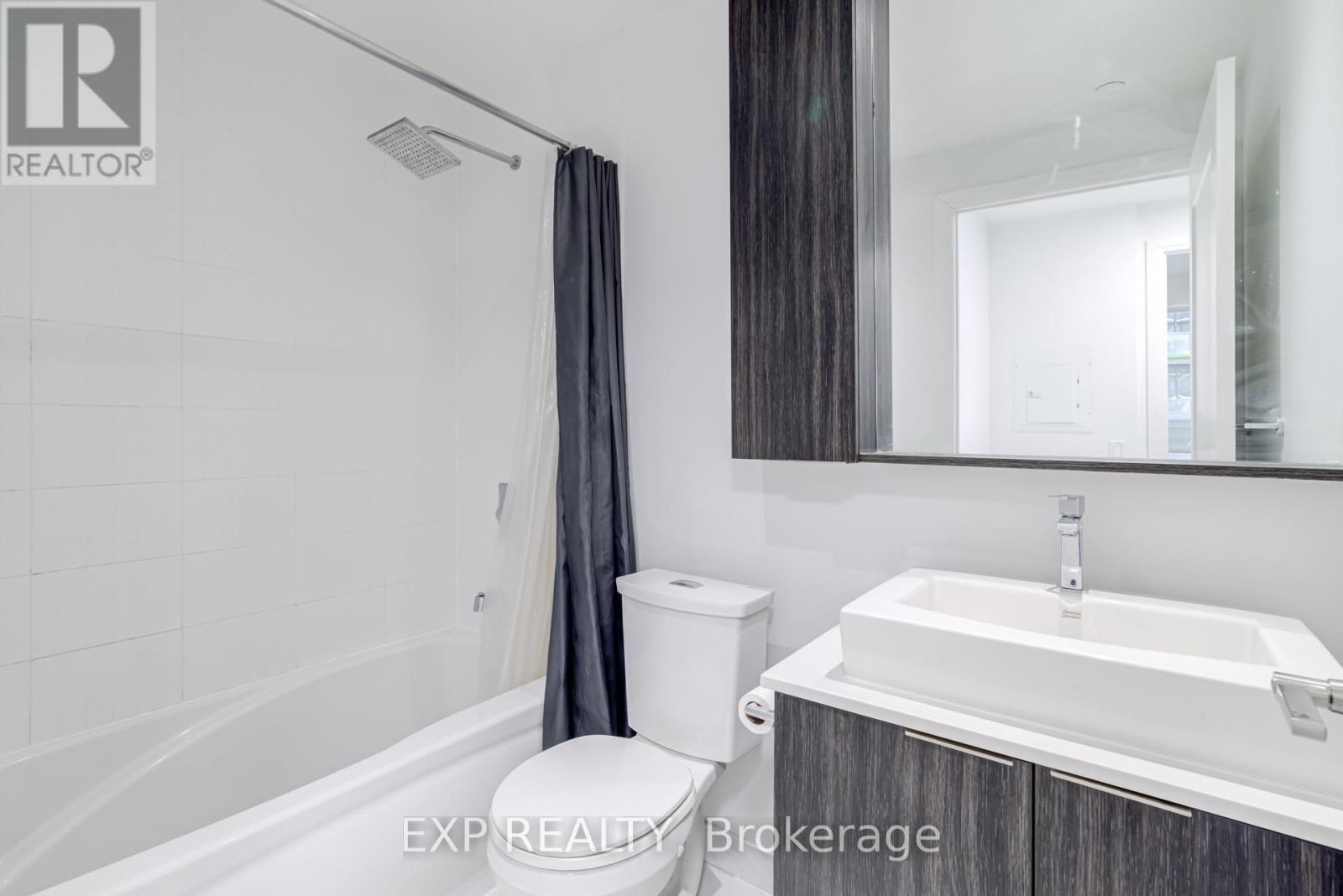 1009 - 110 Marine Parade Drive, Toronto, Ontario  M8V 0A3 - Photo 11 - W12103429