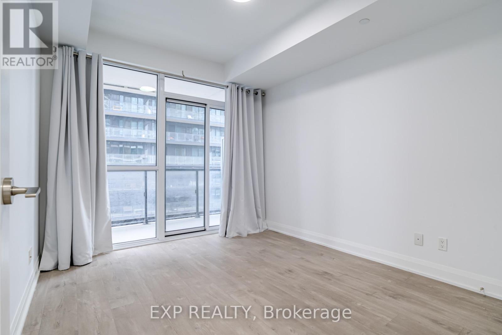 1009 - 110 Marine Parade Drive, Toronto, Ontario  M8V 0A3 - Photo 8 - W12103429
