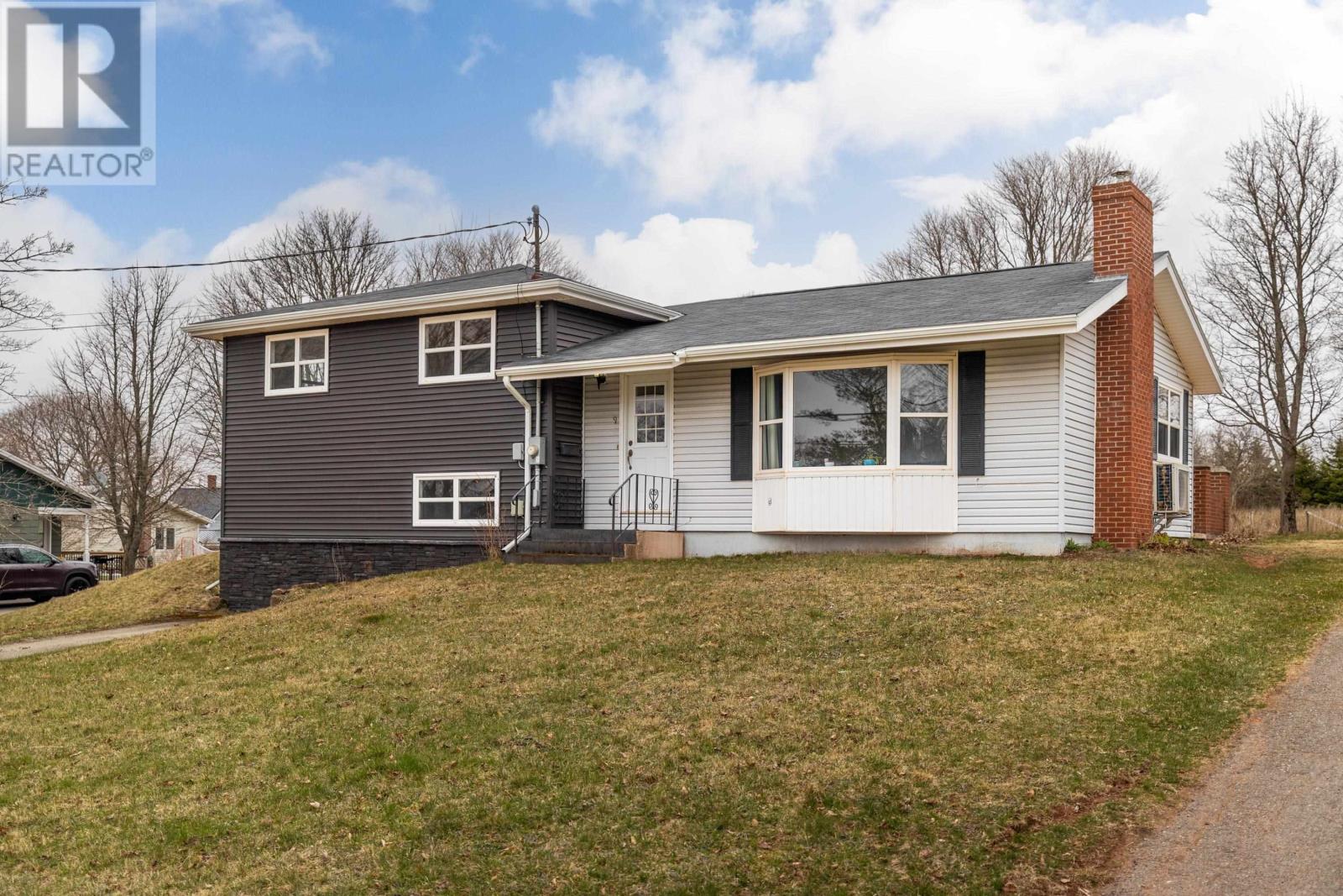 Property at 9 Davison Street image 1