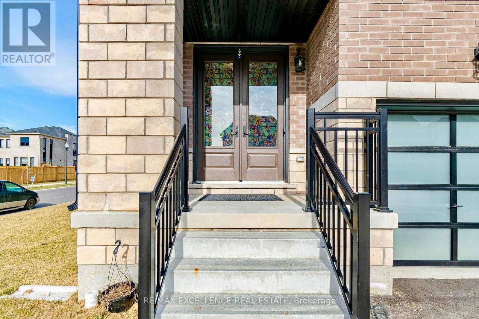 Property at 1219 UPPER THAMES DRIVE image 2