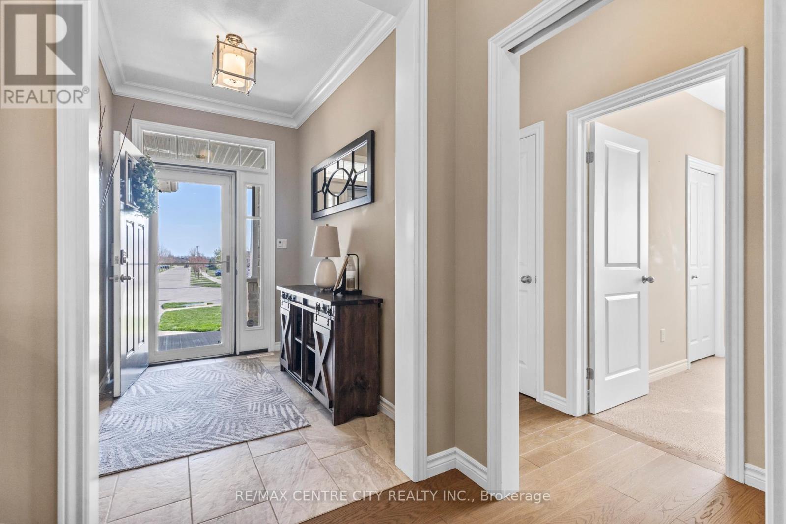 40 Blairmont Terrace, St. Thomas, Ontario  N5R 0E1 - Photo 10 - X12103500