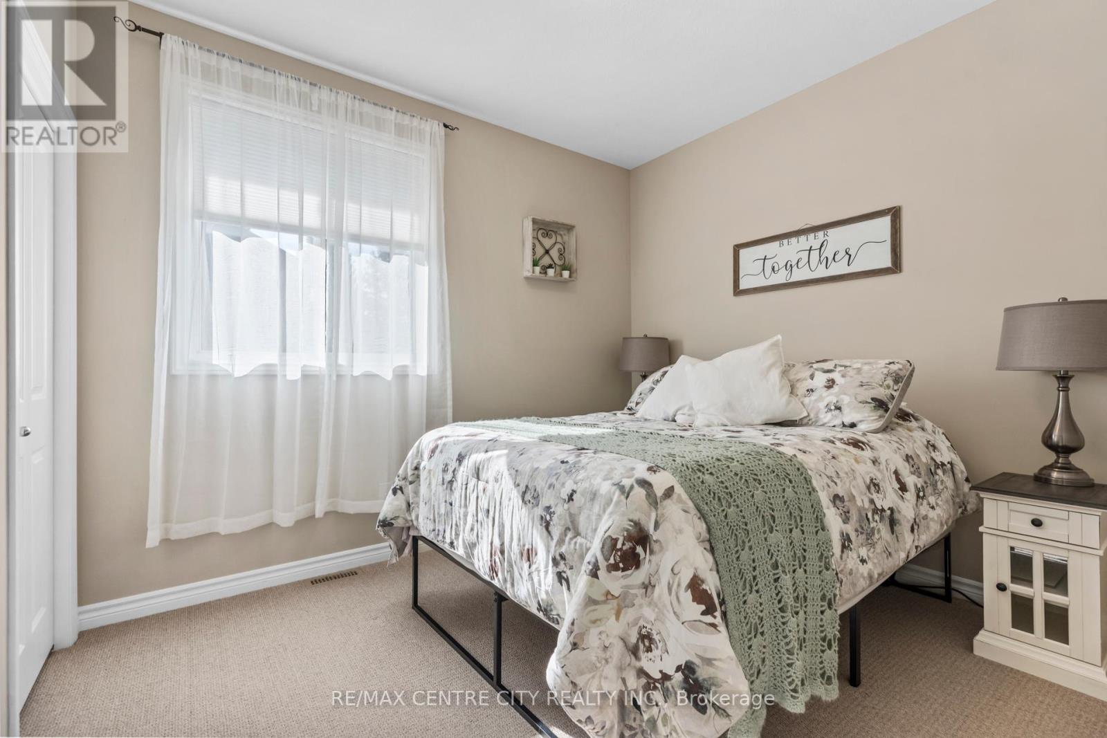 40 Blairmont Terrace, St. Thomas, Ontario  N5R 0E1 - Photo 12 - X12103500