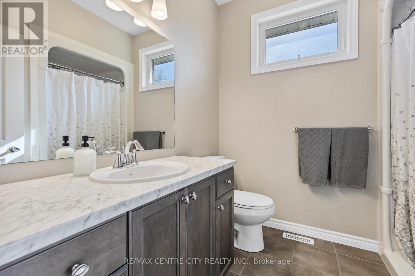 40 Blairmont Terrace, St. Thomas, Ontario  N5R 0E1 - Photo 15 - X12103500
