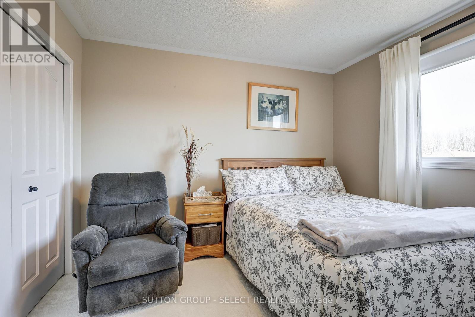 14 Ponsford Place, St. Thomas, Ontario  N5P 4J2 - Photo 13 - X12103526
