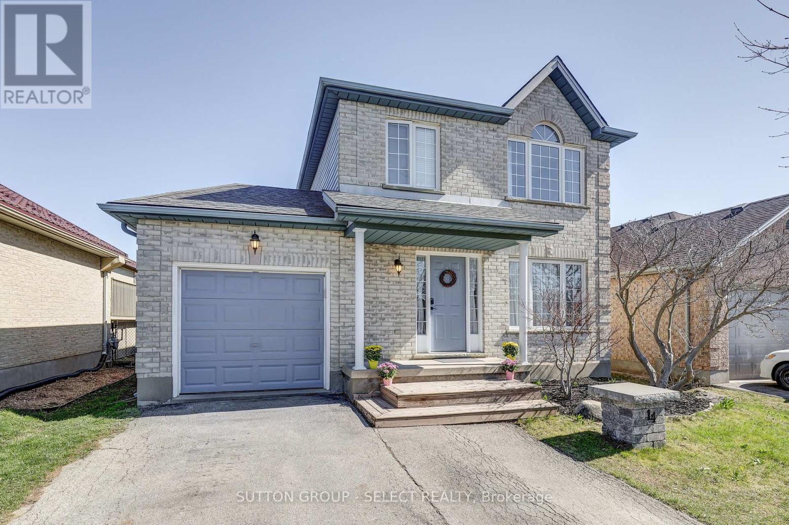 14 Ponsford Place, St. Thomas, Ontario  N5P 4J2 - Photo 2 - X12103526