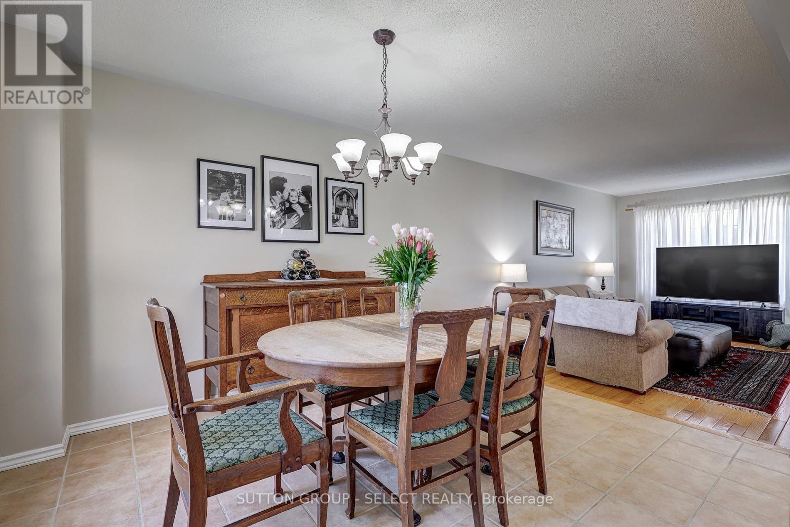 14 Ponsford Place, St. Thomas, Ontario  N5P 4J2 - Photo 4 - X12103526