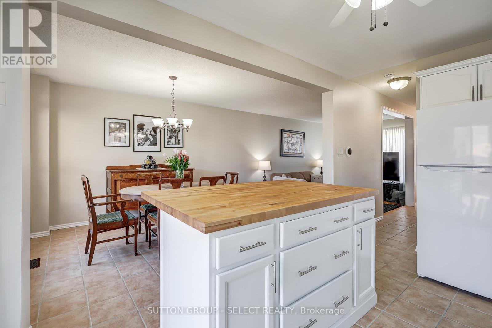 14 Ponsford Place, St. Thomas, Ontario  N5P 4J2 - Photo 7 - X12103526