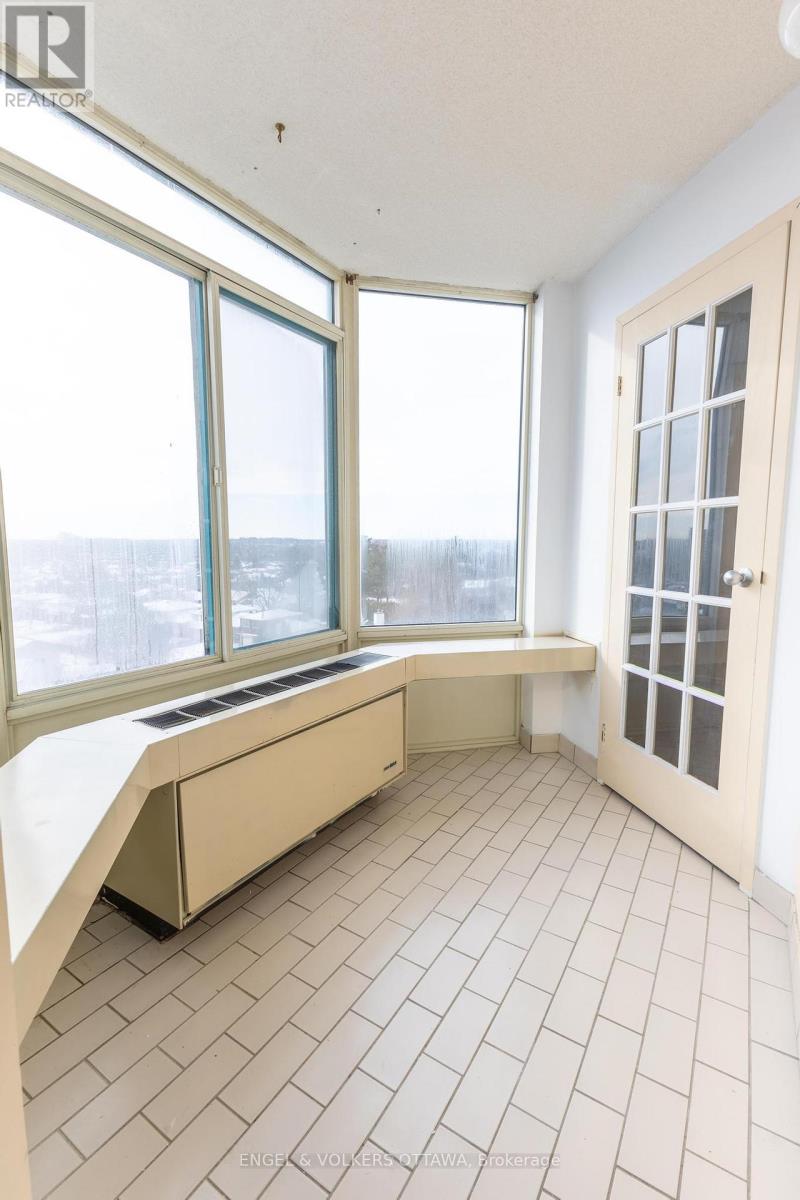 Property at 824 - 1025 GRENON AVENUE image 5