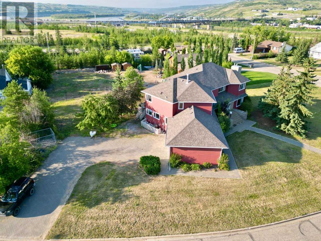 Property at 10010 89 Street image 4