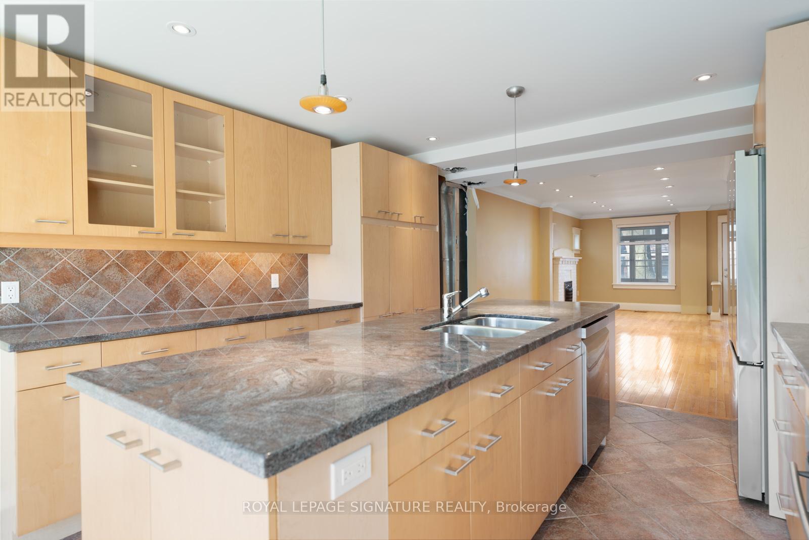 99 Kent Road, Toronto (Greenwood-Coxwell), Ontario  M4L 2X5 - Photo 16 - E12102323