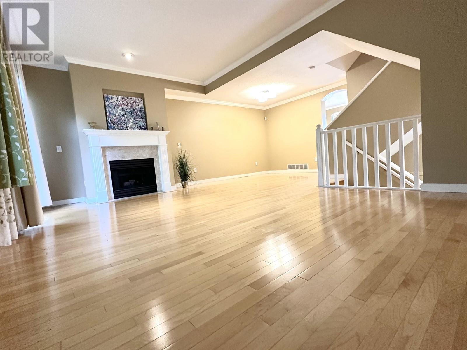 Property at 26 7500 CUMBERLAND STREET image 4