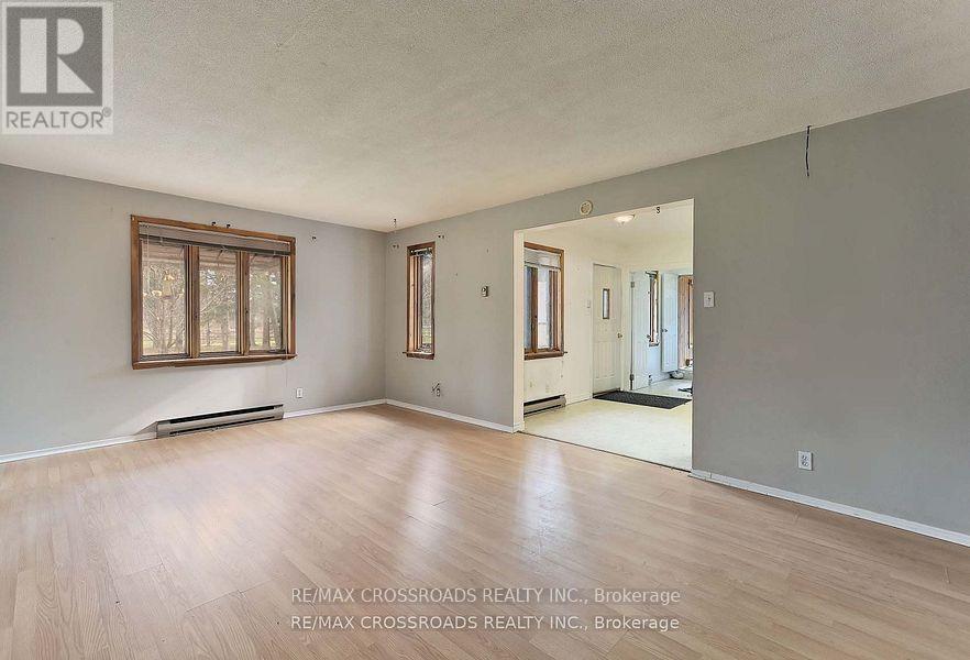 Property at 2726 9TH LINE image 3