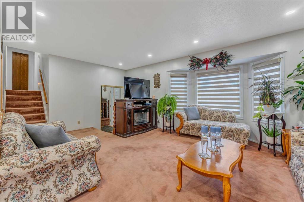 Property at 3819 49 Street NE image 4