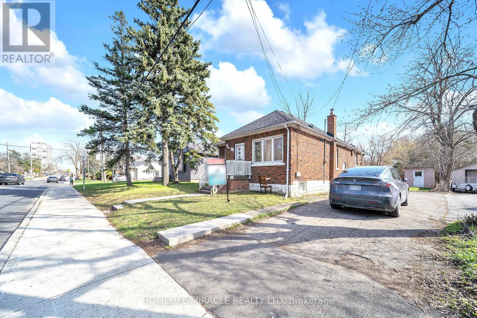Property at 77 FENNELL AVENUE image 1