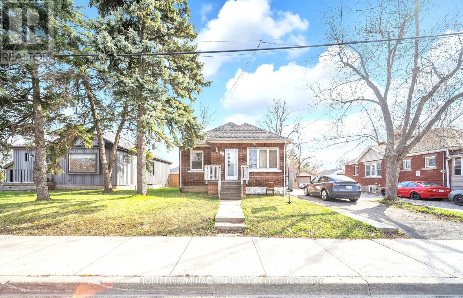 Property at 77 FENNELL AVENUE image 2