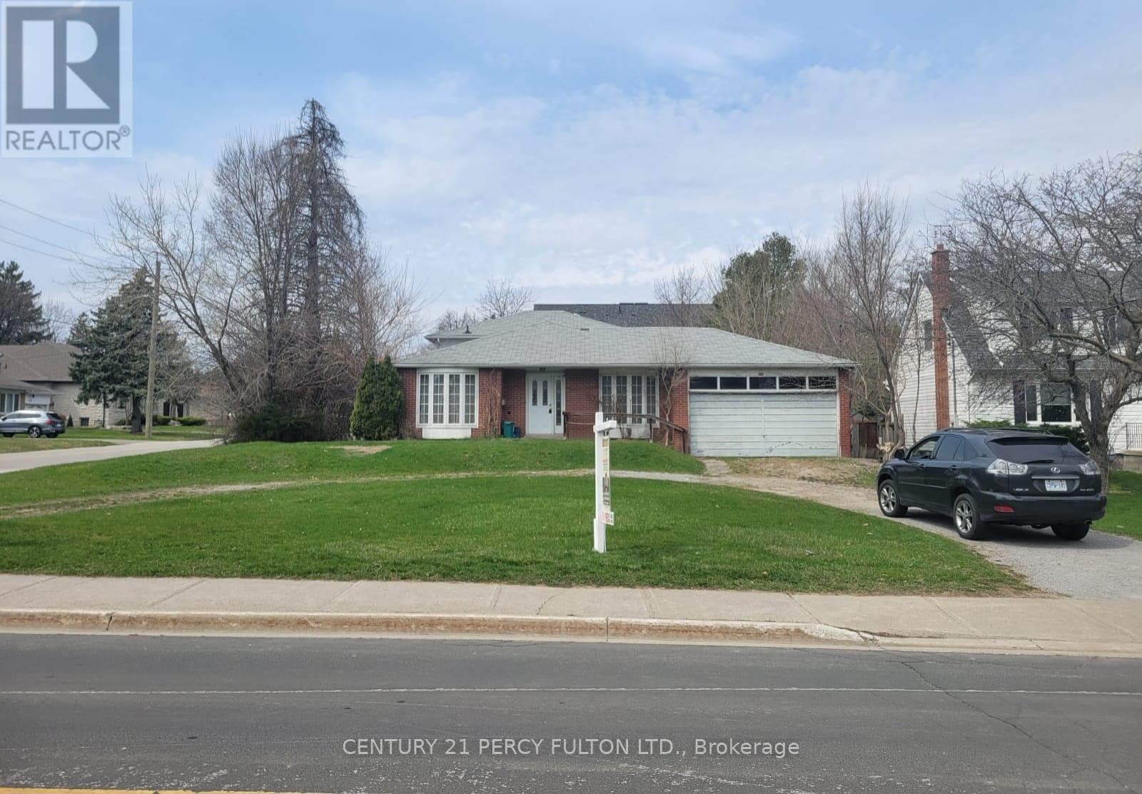 Property at 102 ROBINSON STREET image