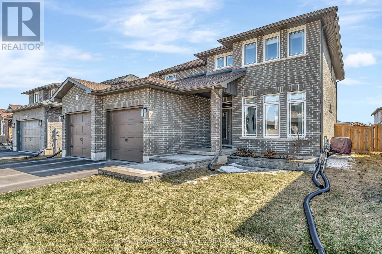 Property at 64 CREWS CRESCENT image 2