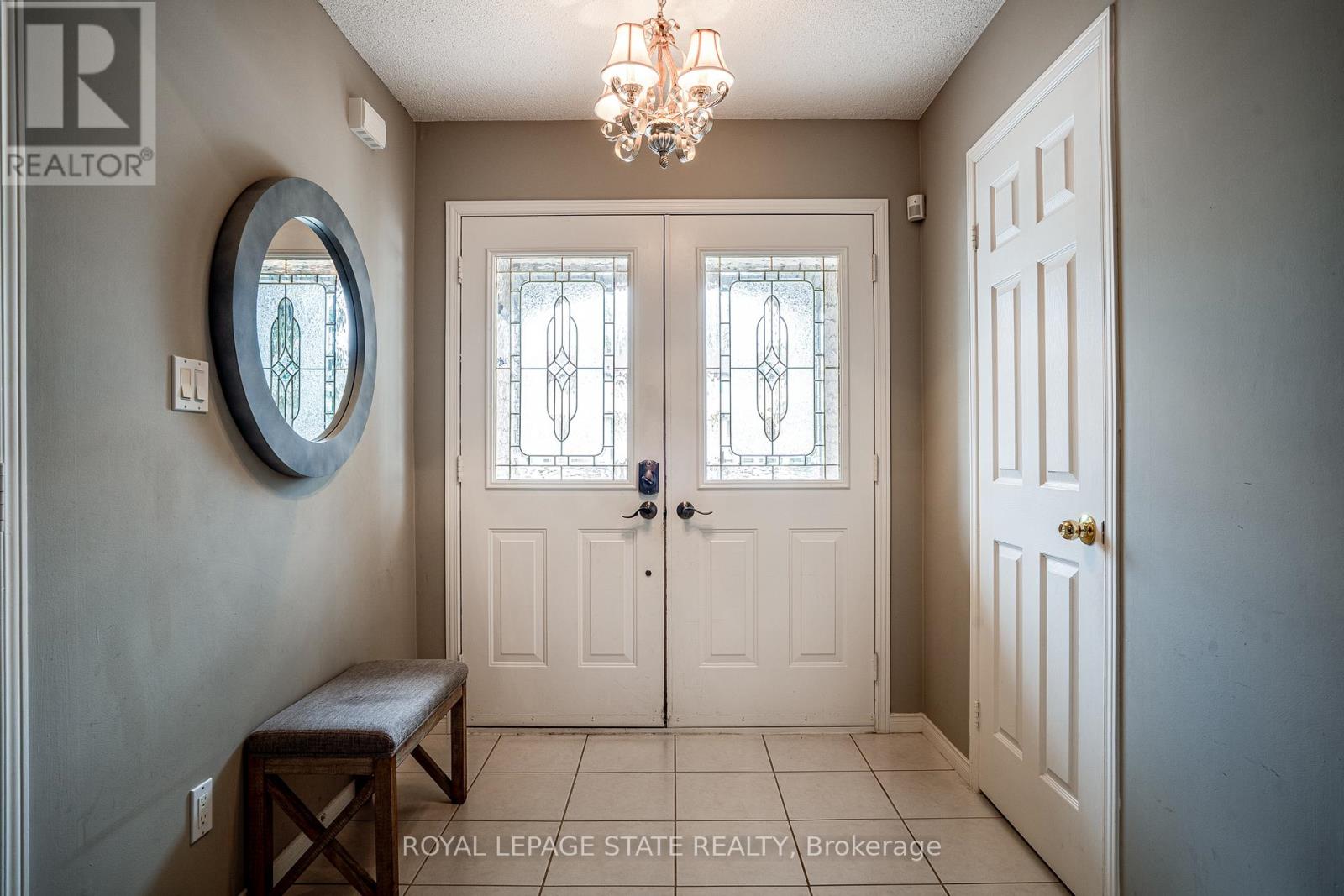 Property at 19 CLAUDETTE GATE image 4