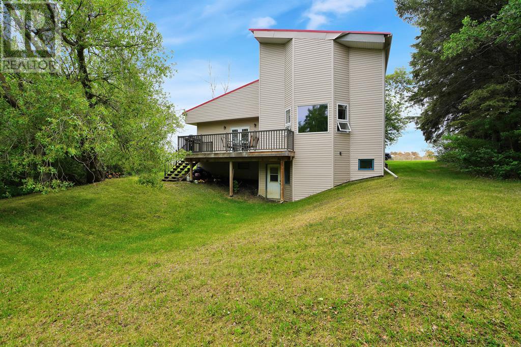 1470 Twp Rd 364, Rural Red Deer County, Alberta  T4G 0M9 - Photo 9 - A2213320