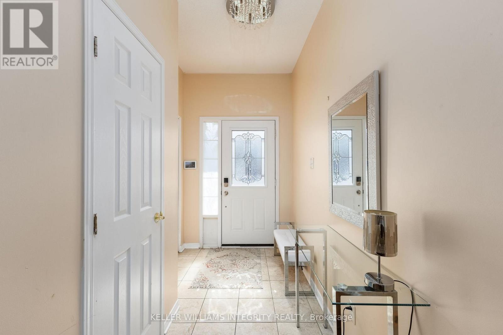 Property at 336 ROLLING MEADOW CRESCENT image 3