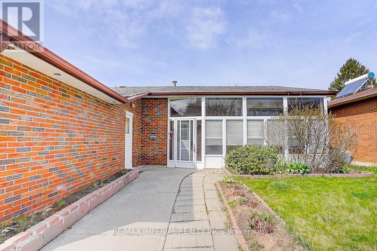 Property at 50 GLENDOWER CIRCUIT image 5