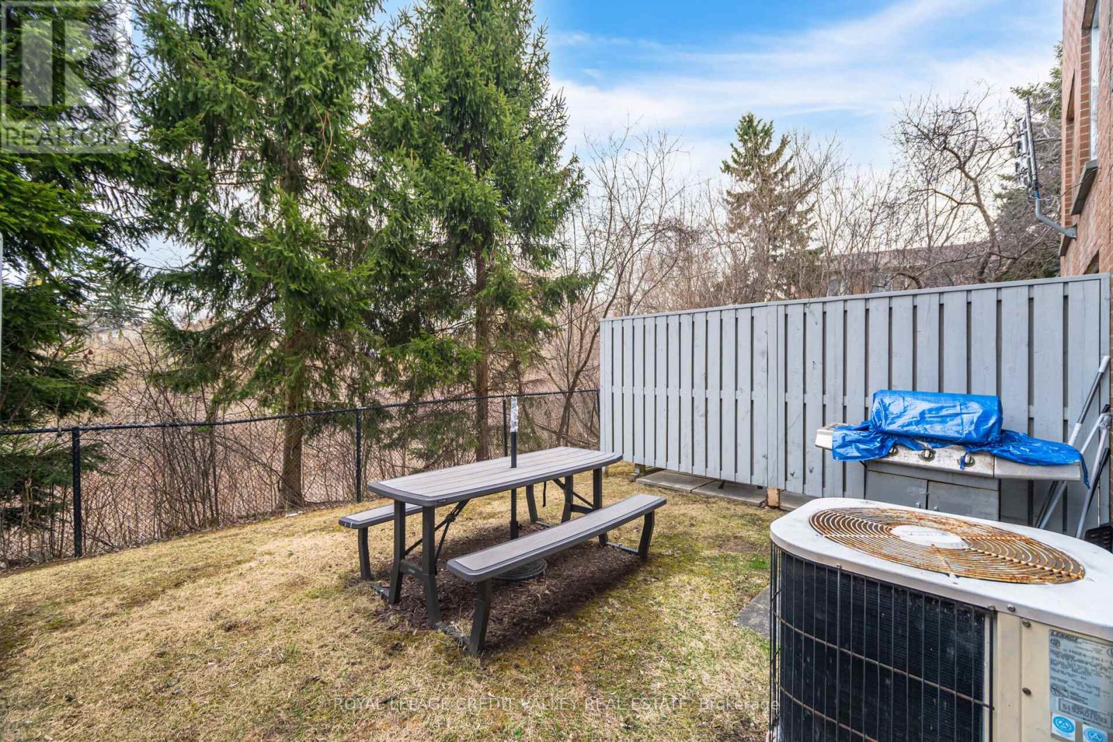 27 - 905 Bayly Street, Pickering, Ontario  L1W 3Y9 - Photo 24 - E12103612