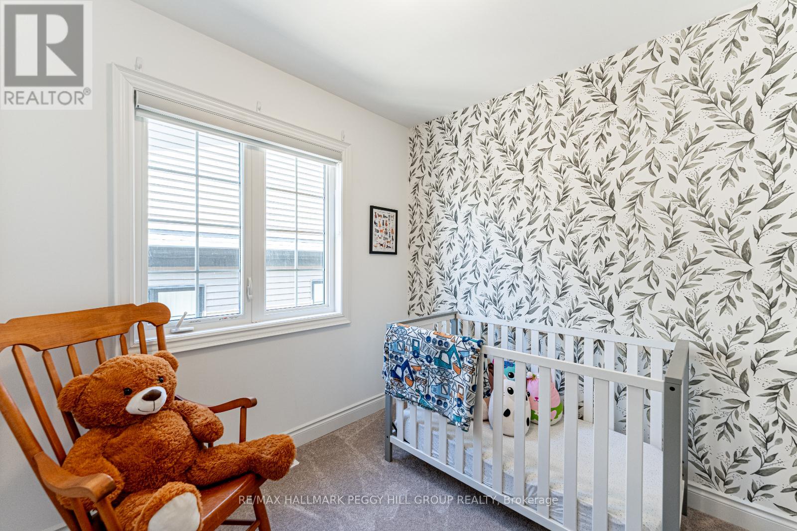 48 Hay Lane, Barrie, Ontario  L9J 0T8 - Photo 10 - S12103682